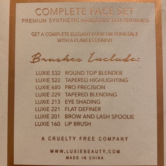 Luxie Complete Face Set w/ Free Luxie brushes - Picture 5 of 5